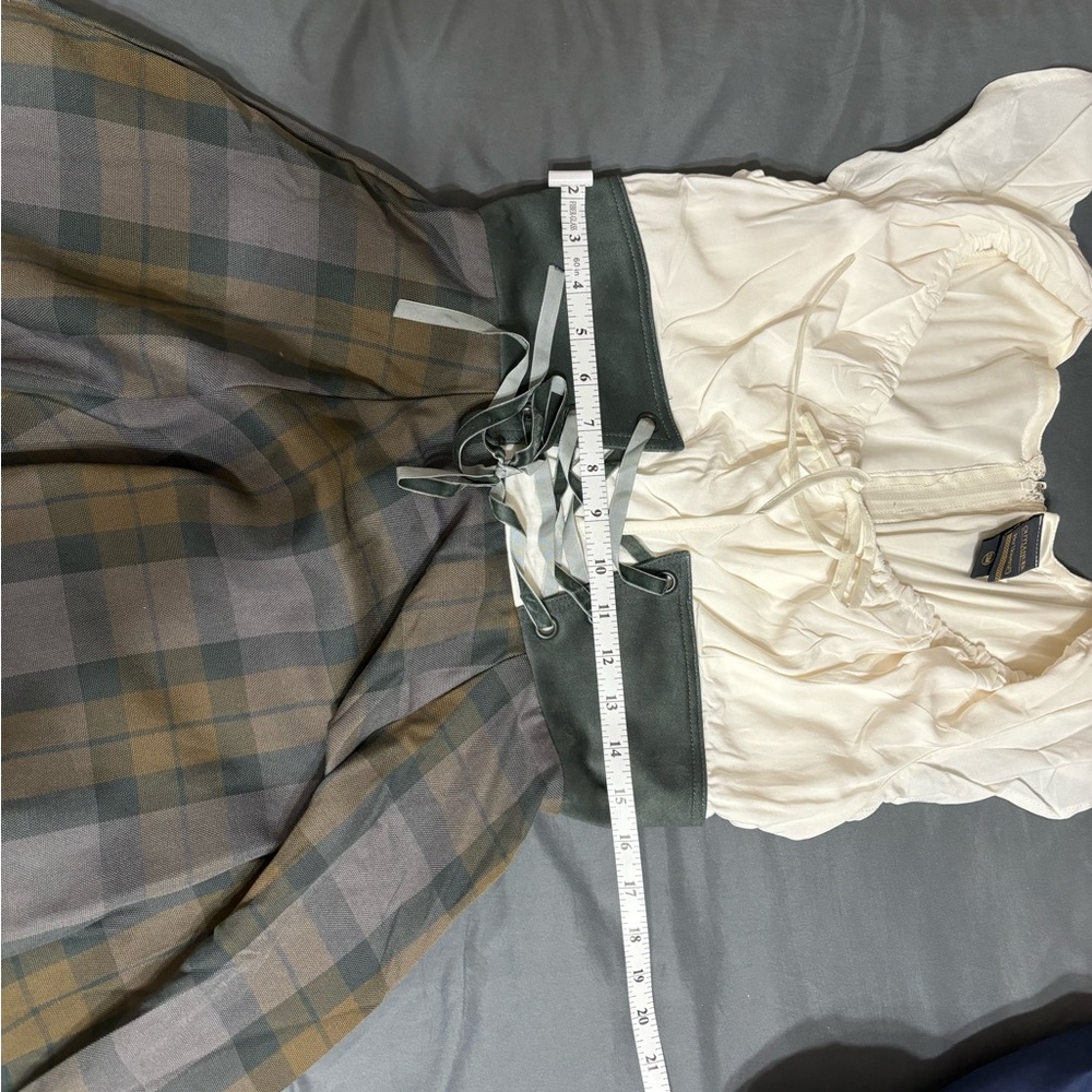 Her universe outlander dress - Picture 6 of 6